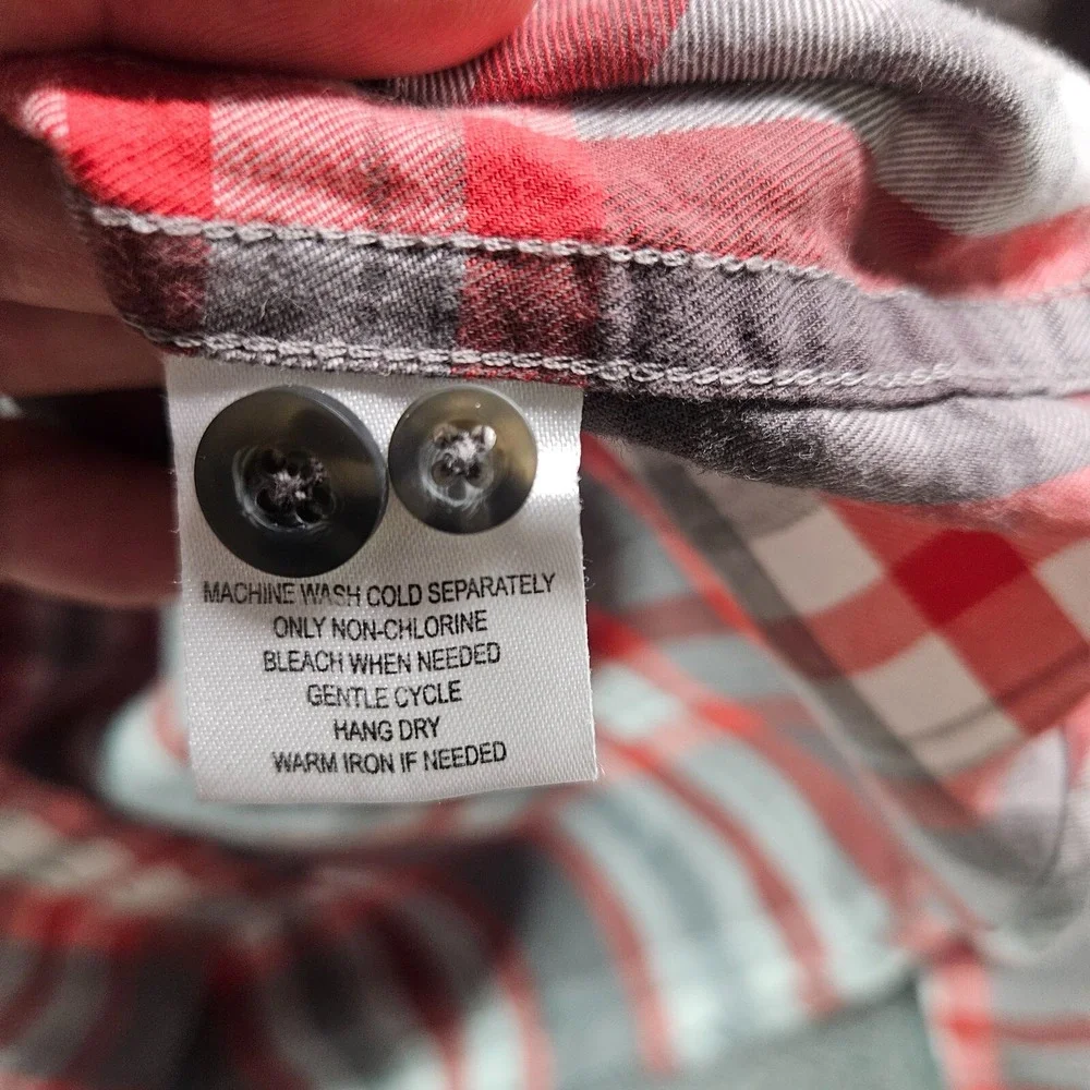 Untuckit Shirt Men Medium Slim Fit Button Up Long Sleeve Gray Red Plaid Pls Read